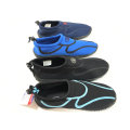 Comfortable outdoor walking beach shoes